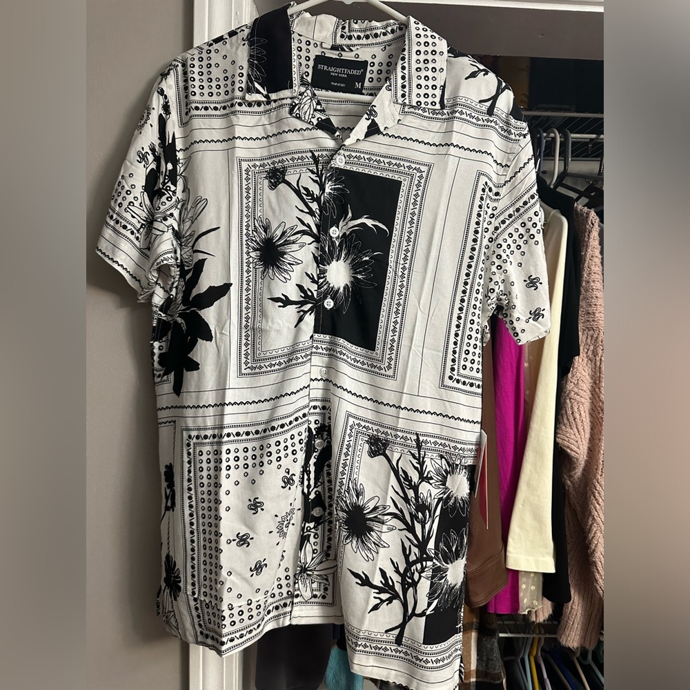 Straightfaded NY Men’s Button Down NWT